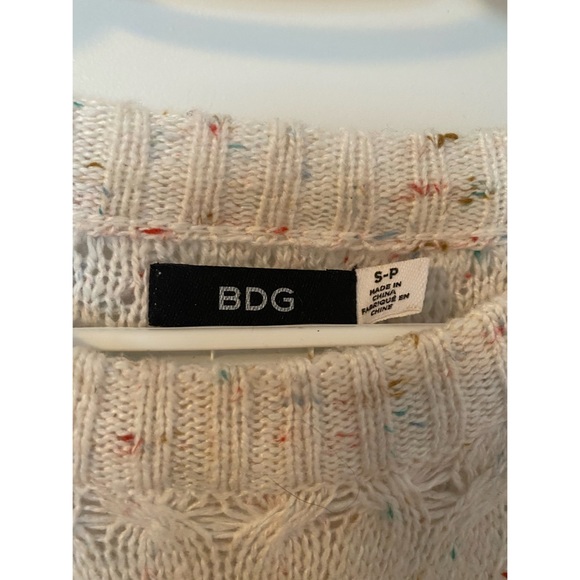 Urban Outfitters Cable Knit Sweater - Picture 4 of 6